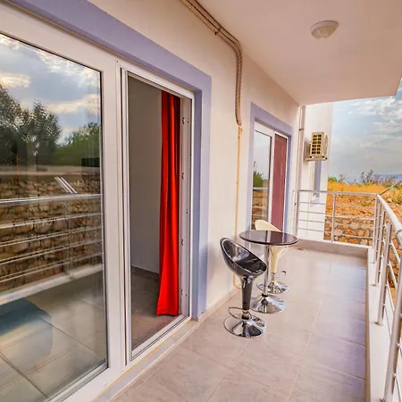 Goekkusagi Aparthotel Kaş