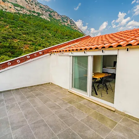 Goekkusagi 3* Kaş