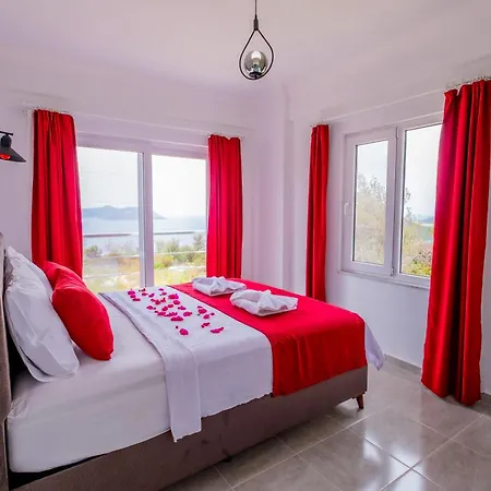 Goekkusagi 3* Kaş