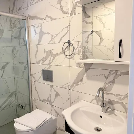 Lejlighedshotel Goekkusagi Kaş