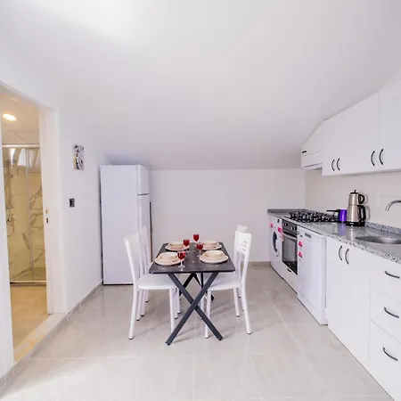 Goekkusagi Hotel apartamentowy 3*